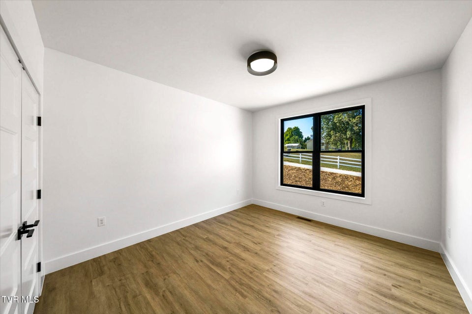 Photo #19: 403 Hampton Way