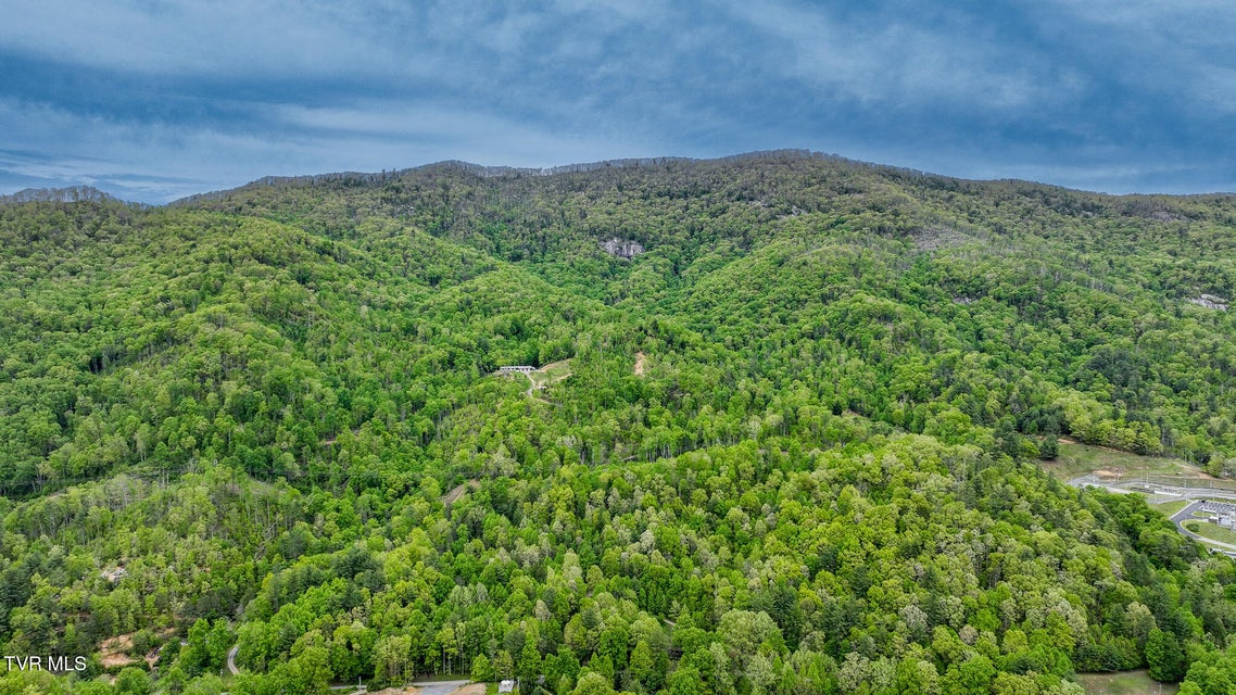 Photo #38: 240 Old Railroad Grade Rd