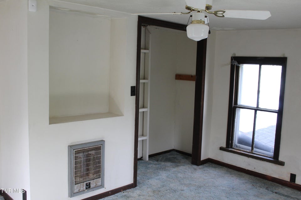 Photo #33: 380 Oak Grove Road