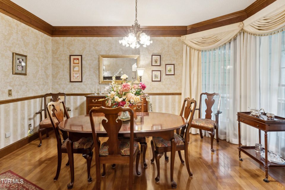 Photo #11: 3313 Victoria Court