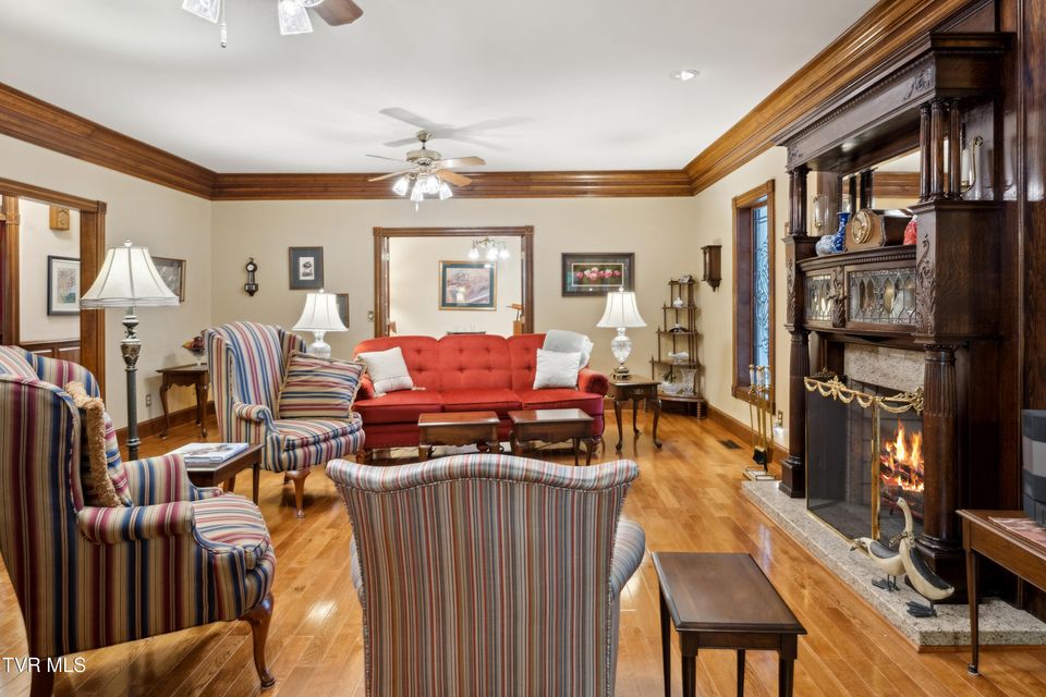 Photo #22: 3313 Victoria Court