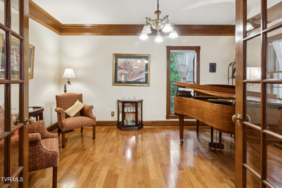 Photo #27: 3313 Victoria Court