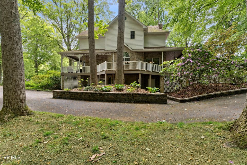 Photo #83: 3313 Victoria Court