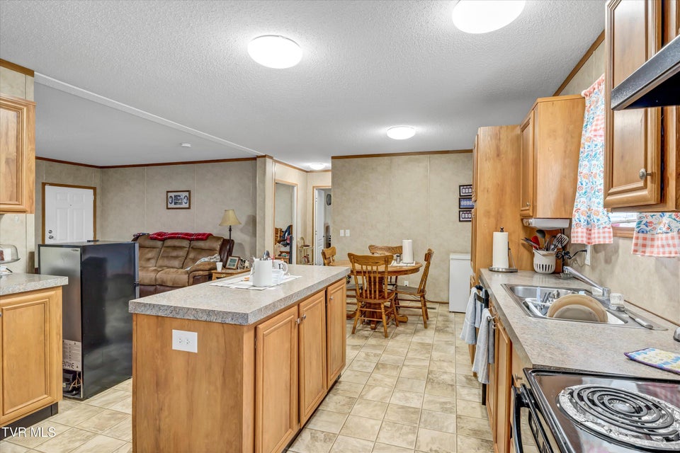 Photo #10: 6235 Tazewell Highway