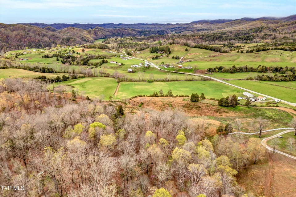 Photo #41: 6235 Tazewell Highway