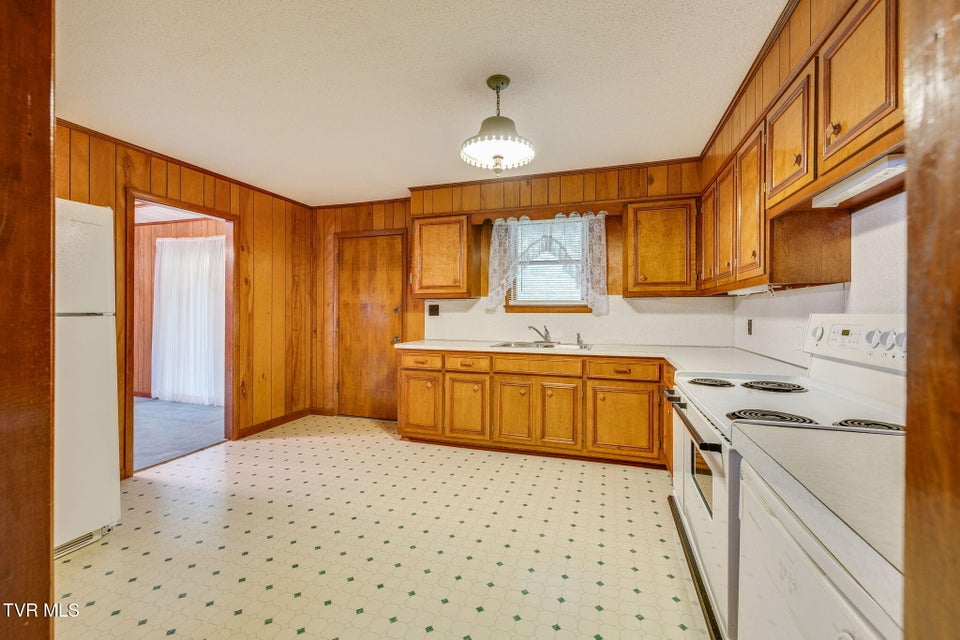 Photo #14: 1216 Skelton Bluff Road