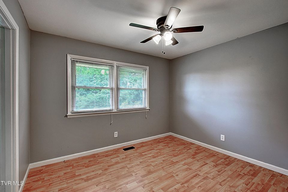 Photo #19: 416 Ridgefields Rd Road