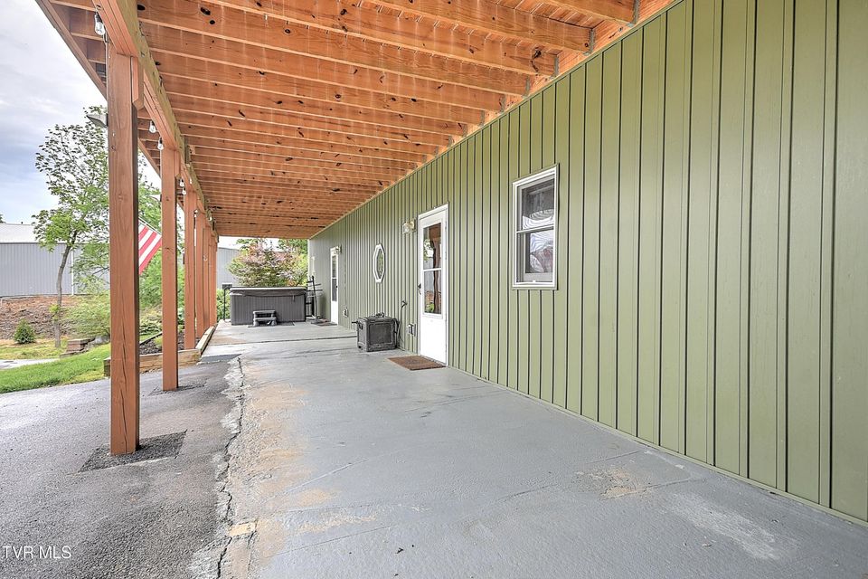 Photo #38: 476 Sportsman Dock Road