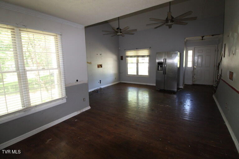 Photo #8: 405 Chelsea Circle