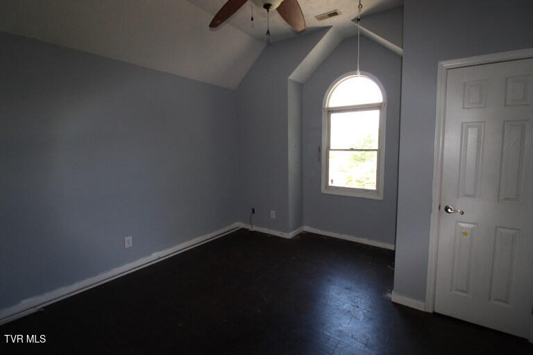 Photo #12: 405 Chelsea Circle