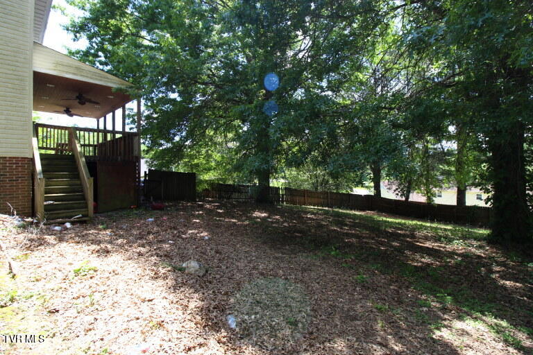 Photo #31: 405 Chelsea Circle
