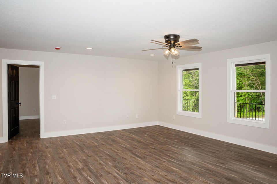 Photo #31: 105 Ottinger Lane