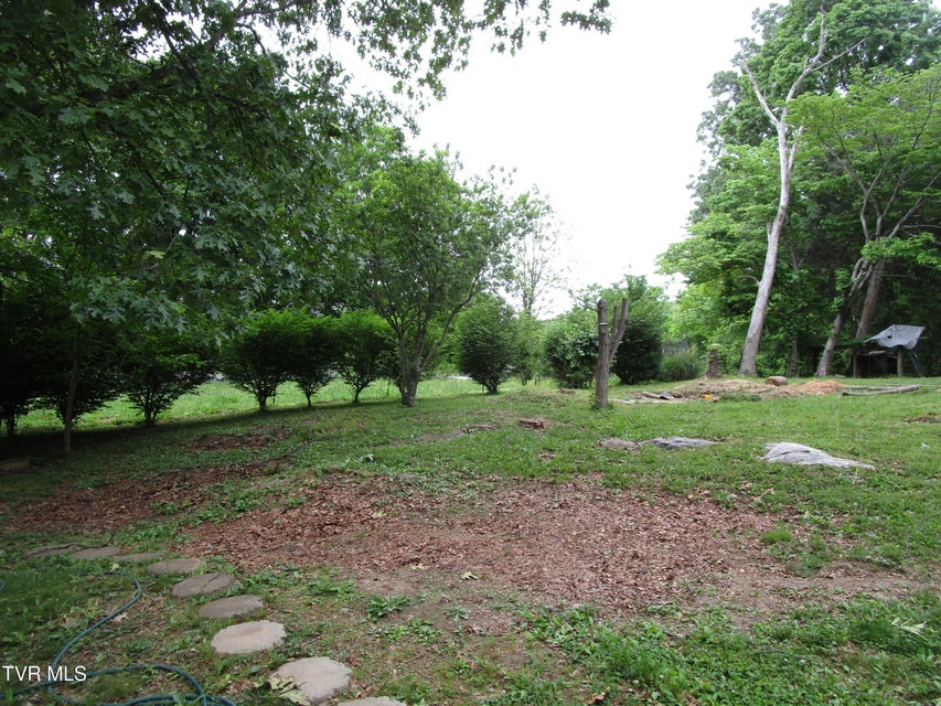 Photo #2: 110 Green Lane
