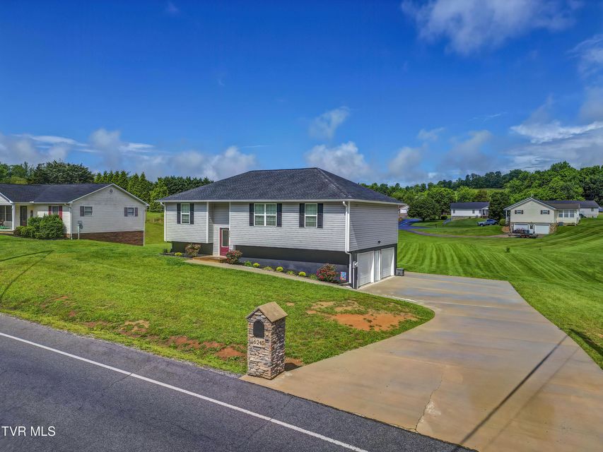 Photo #2: 6245 Snapps Ferry Road
