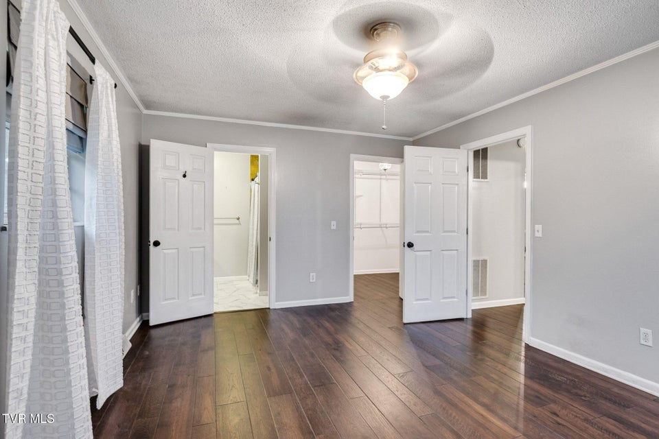 Photo #12: 1520 Sun Valley Drive