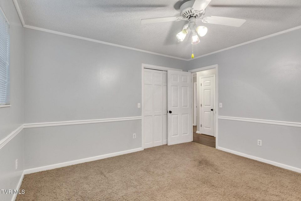 Photo #17: 1520 Sun Valley Drive