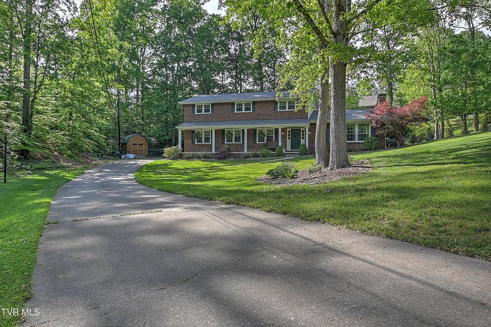 Photo #6: 2309 Oxford Court