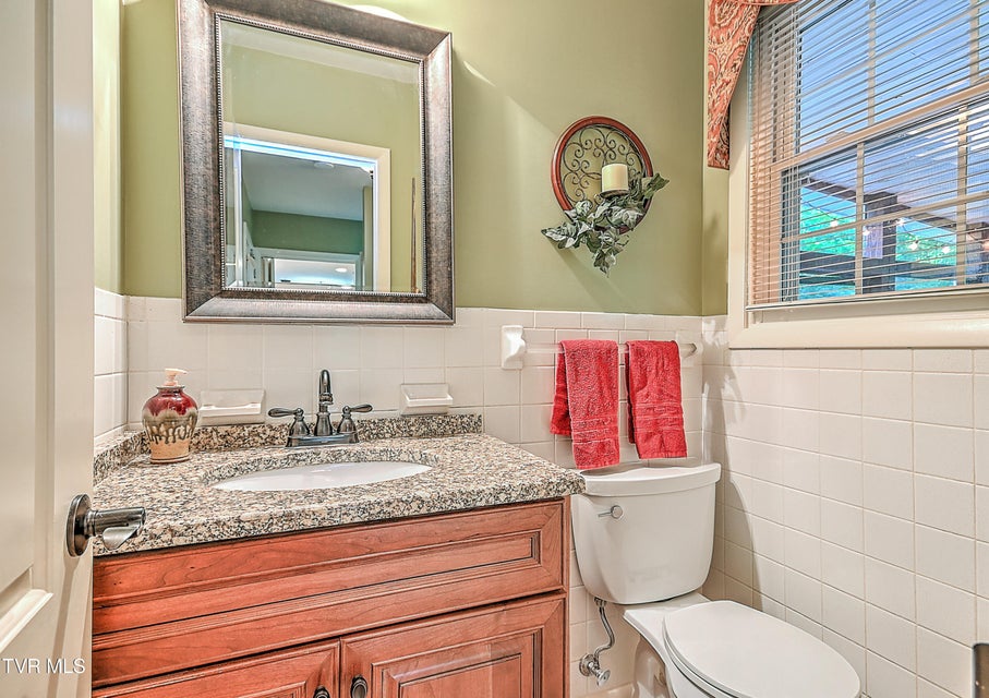 Photo #31: 2309 Oxford Court