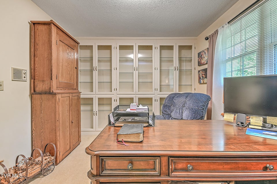 Photo #38: 2309 Oxford Court