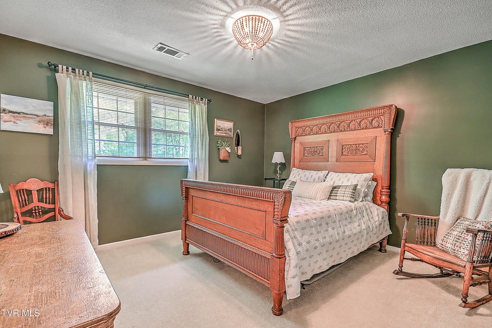 Photo #43: 2309 Oxford Court