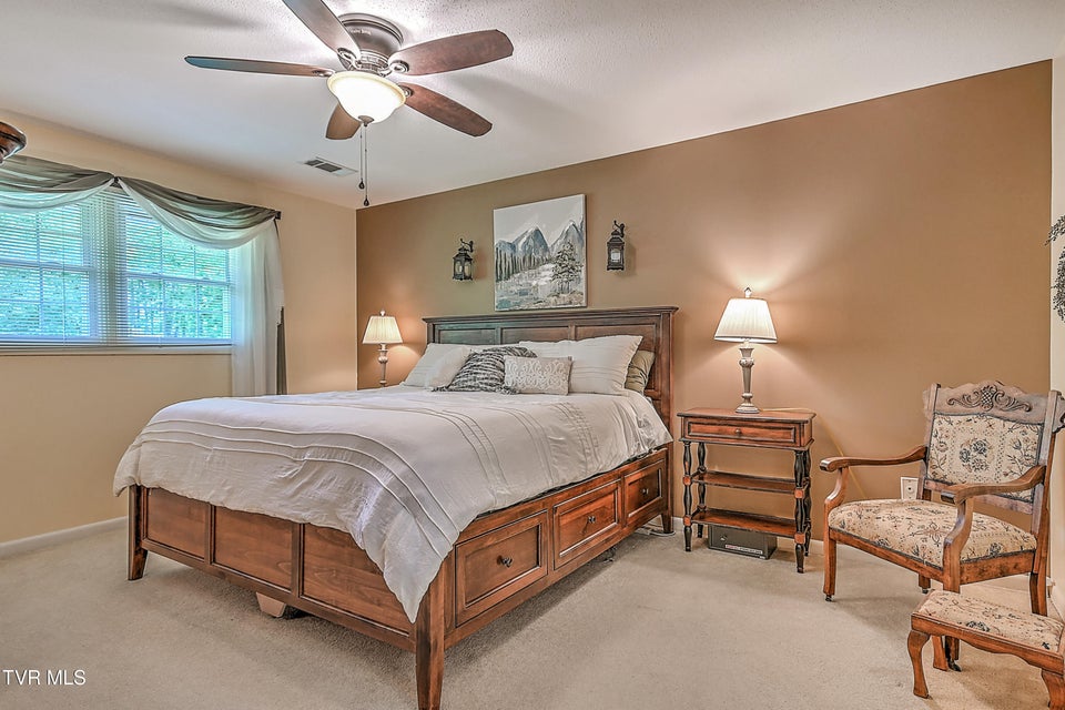 Photo #49: 2309 Oxford Court