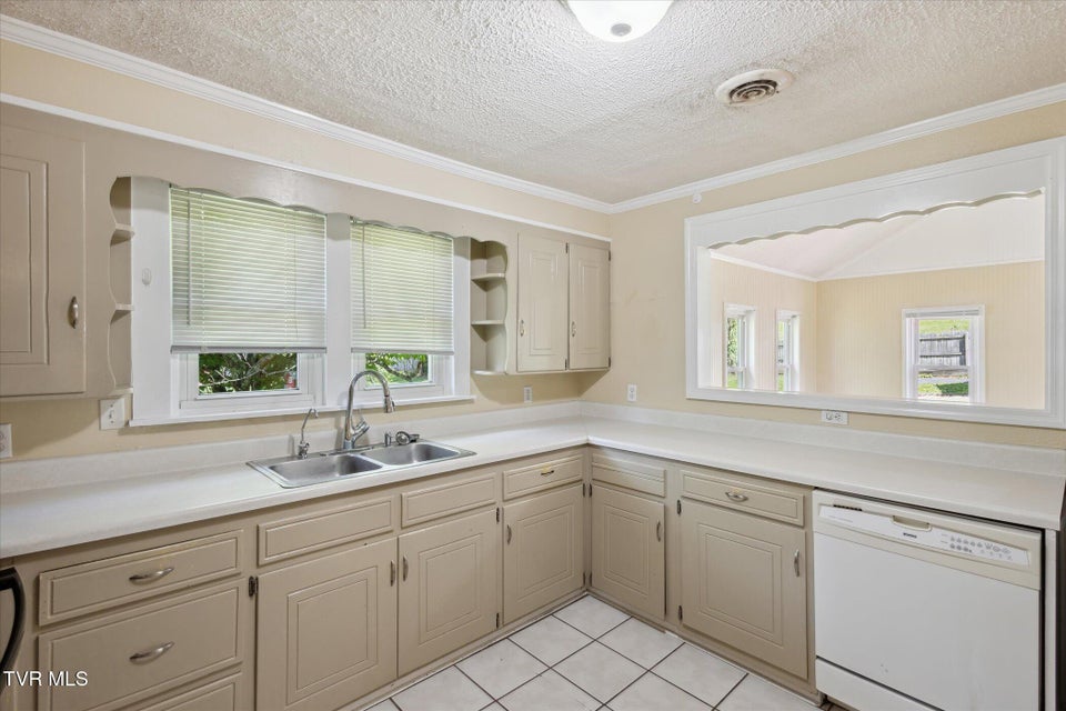 Photo #13: 1700 Ridgeway Drive