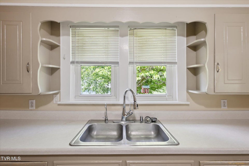 Photo #17: 1700 Ridgeway Drive