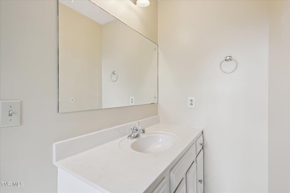 Photo #26: 1700 Ridgeway Drive