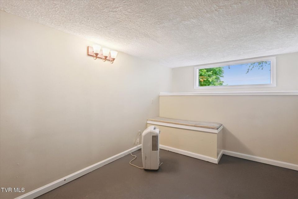 Photo #28: 1700 Ridgeway Drive