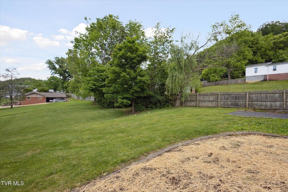 Photo #37: 1700 Ridgeway Drive