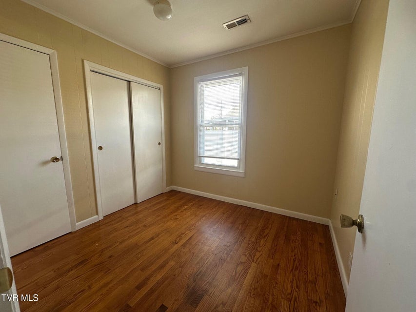 Photo #16: 1454 Sevier Avenue