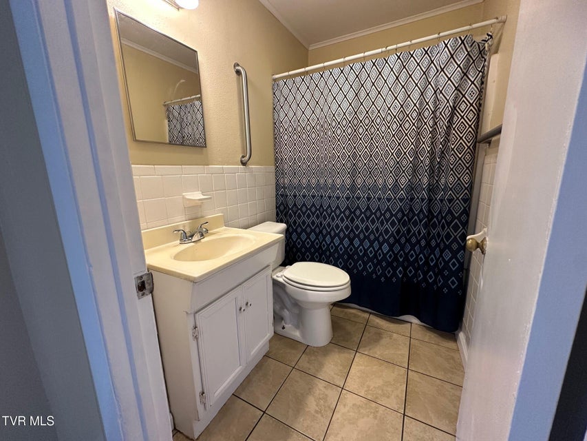 Photo #18: 1454 Sevier Avenue