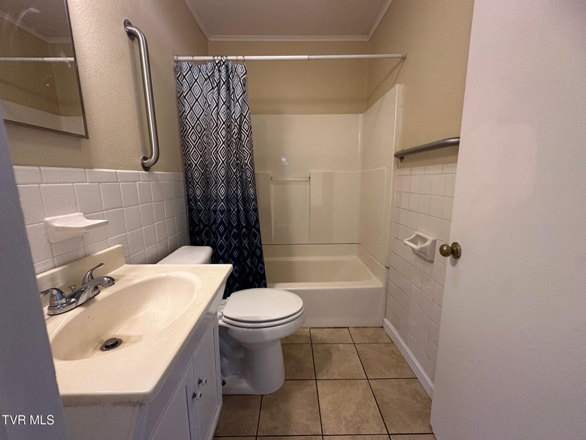 Photo #19: 1454 Sevier Avenue