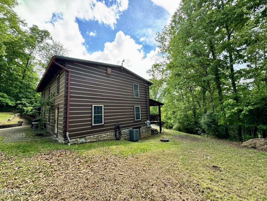 Photo #22: 219 Log Cabin Lane