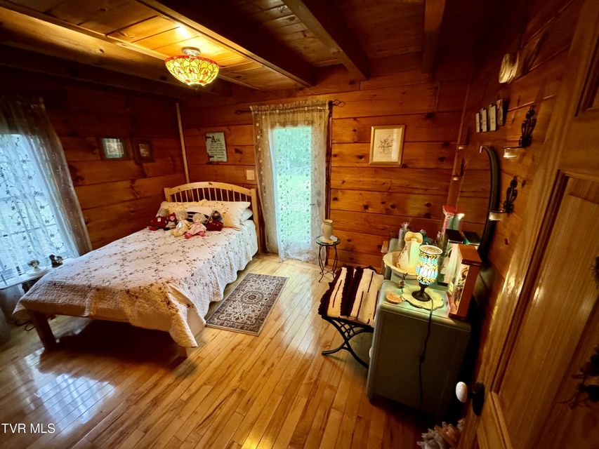 Photo #27: 219 Log Cabin Lane