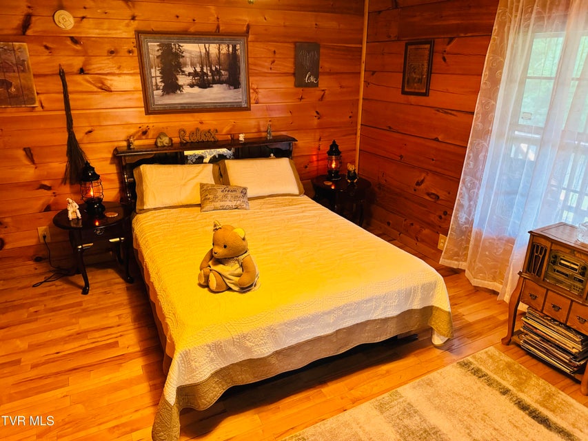 Photo #31: 219 Log Cabin Lane