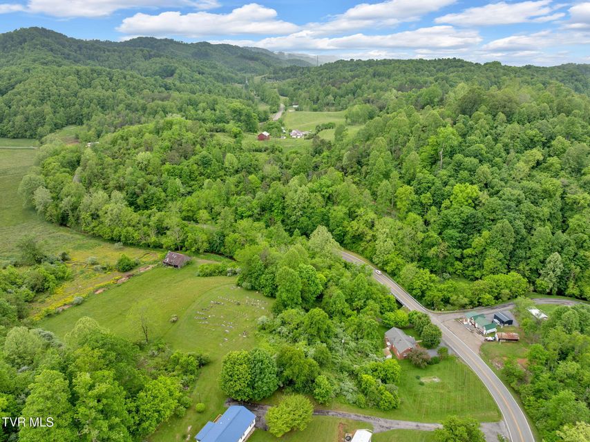 Photo #29: 8836 Bristol Highway