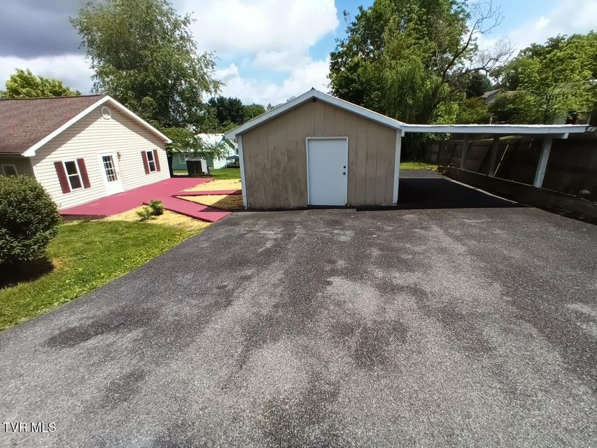 Photo #36: 1700 Ridgeway Drive
