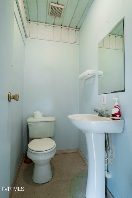 Photo #49: 380 Oak Grove Road