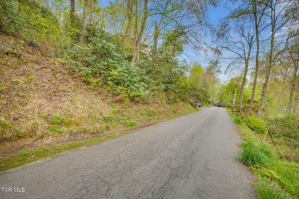 Photo #8: 434 Cove Ridge Circle