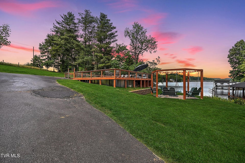 Photo #99: 476 Sportsman Dock Road