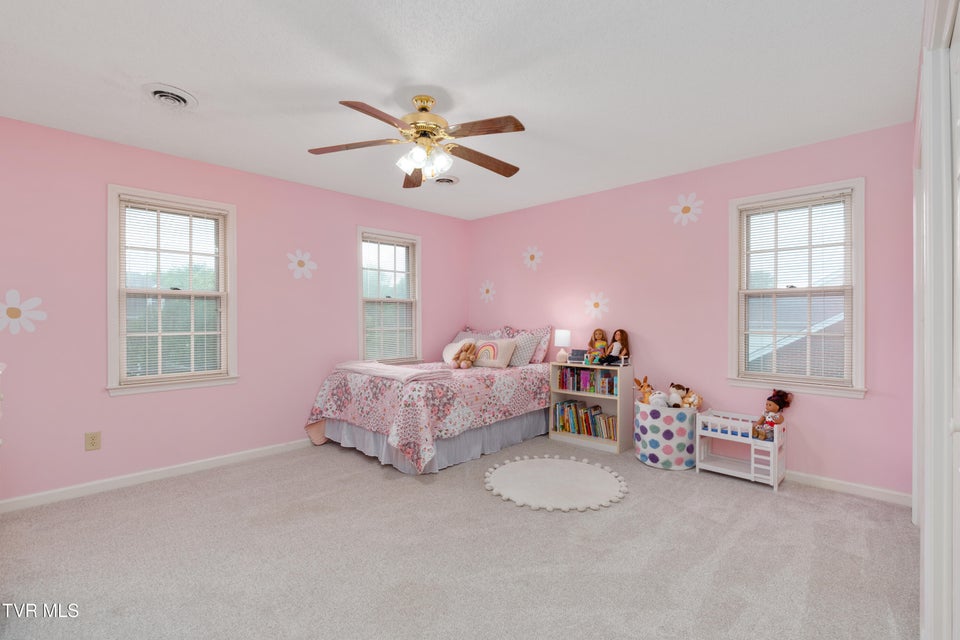 Photo #35: 821 Regency Drive