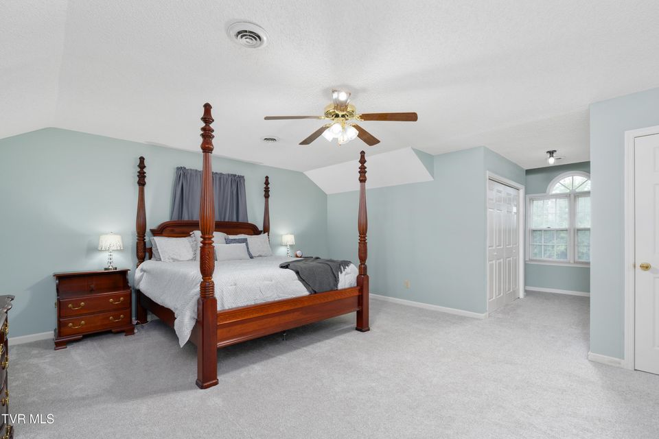 Photo #47: 821 Regency Drive
