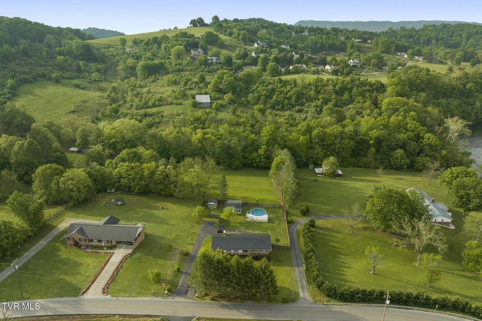 Photo #56: 548 Holston River Drive