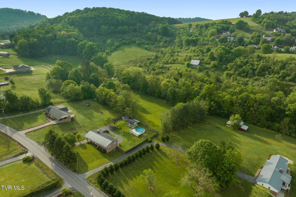 Photo #58: 548 Holston River Drive