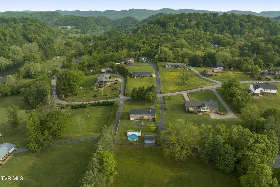 Photo #62: 548 Holston River Drive