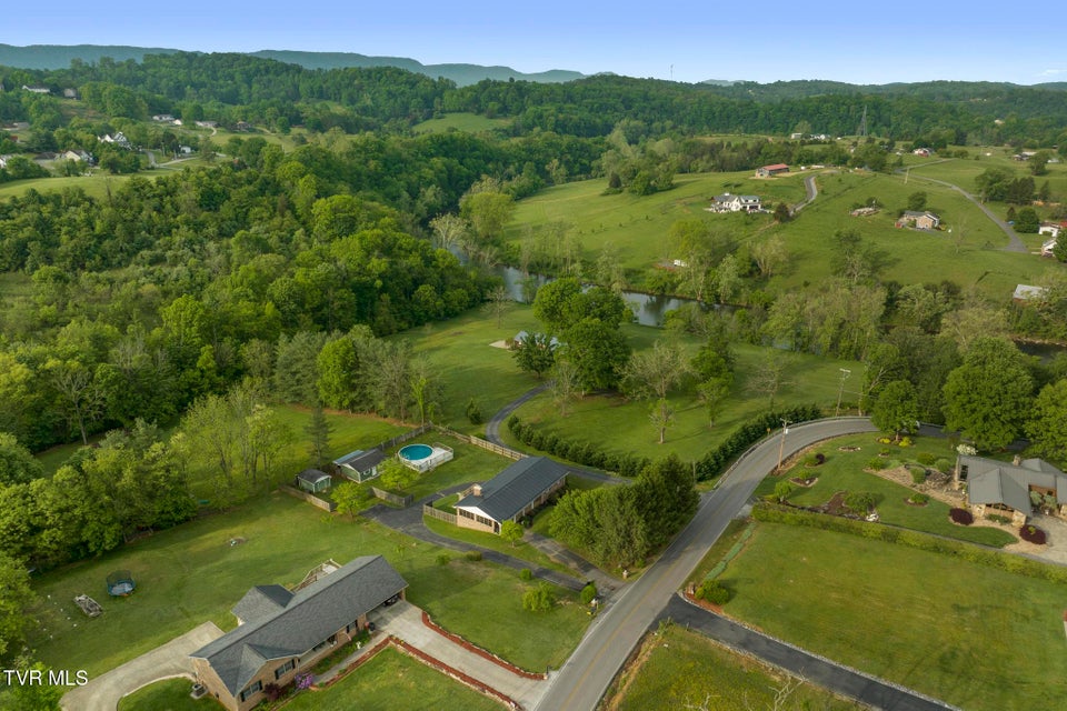Photo #66: 548 Holston River Drive