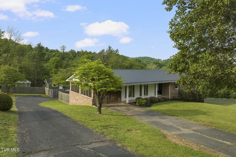 Photo #3: 548 Holston River Drive