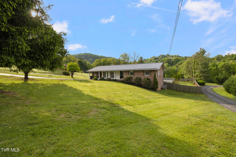 Photo #4: 548 Holston River Drive