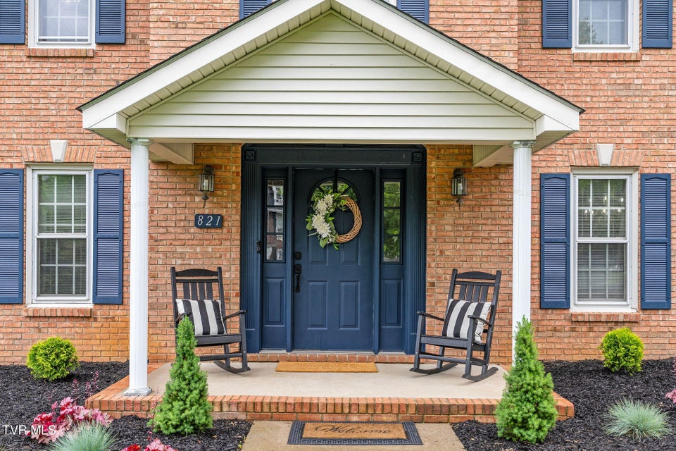 Photo #3: 821 Regency Drive